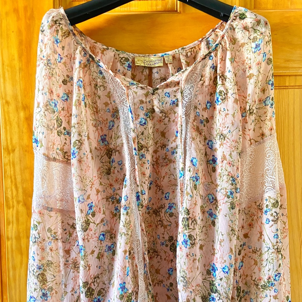Vera Wang Blouse